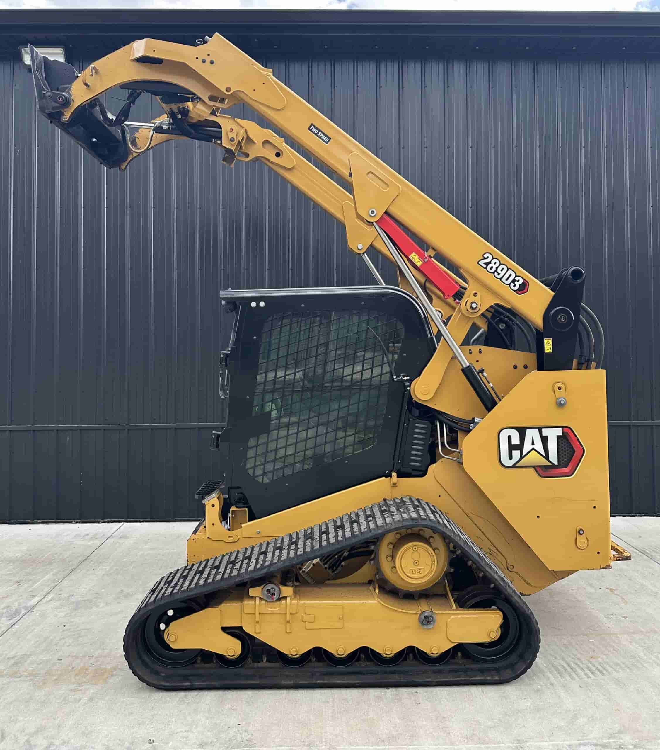 2021 CAT 289D3
